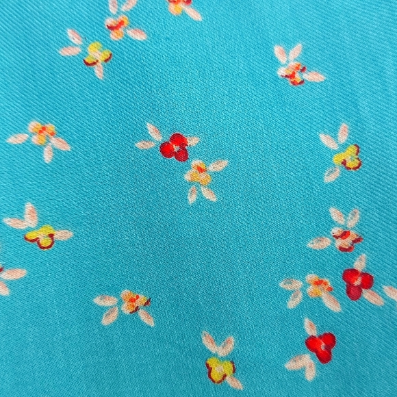 🛍3 for $25- Talbots Turquoise Shirt with Mini Flowers, Size Small🛍 - Picture 5 of 11